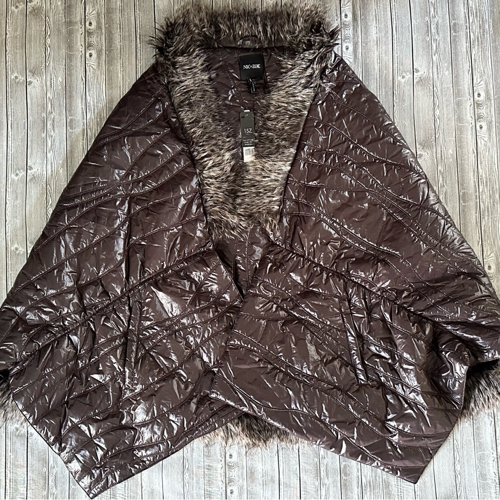 NIC+ZOE Women's Dark Brown Puffer Poncho with Faux Fur Trim NWT